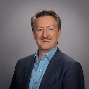 Meet your Posher, Tom